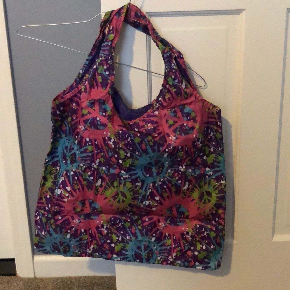 NWOT large bag with fun multicolored pattern